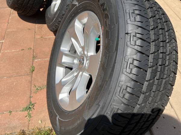 Kola — Dodge, dovoz USA — foto 4 z 12