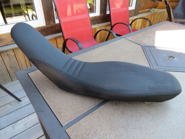 Interiér — Seat, dovoz Kanada — foto 1