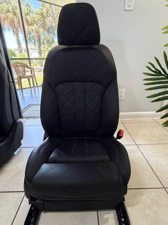 Sedačky — Seat, černá, dovoz USA — foto 7 z 8