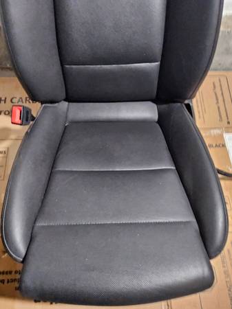 Sedačky — Seat, černá, dovoz USA — foto 5 z 12