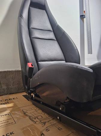 Sedačky — Seat, černá, dovoz USA — foto 7 z 12