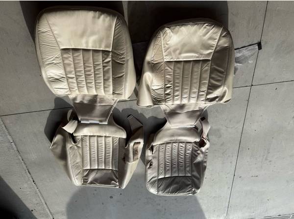 Interiér — Seat, dovoz USA — foto 2 z 3