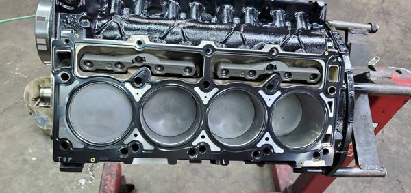 Kompletní motor — Chrysler 5.7, dovoz USA — foto 6 z 12