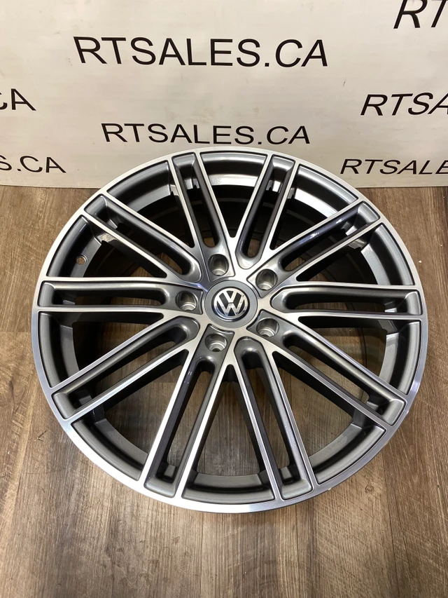 Kola — Porsche Cayenne, dovoz Kanada — foto 2 z 5