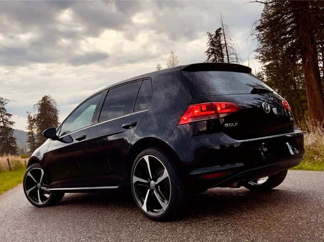 Kola — Audi, dovoz Kanada — foto 5 z 5