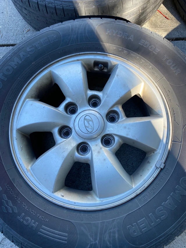 OEM komponent — Kia, dovoz Kanada — foto 2 z 3