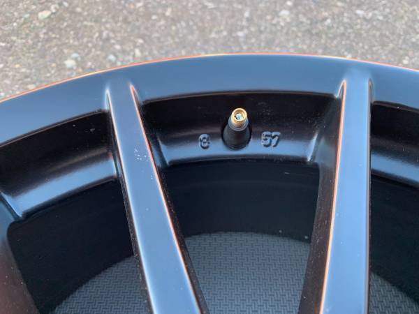 Turbo — Porsche, černá, dovoz Kanada — foto 4 z 5