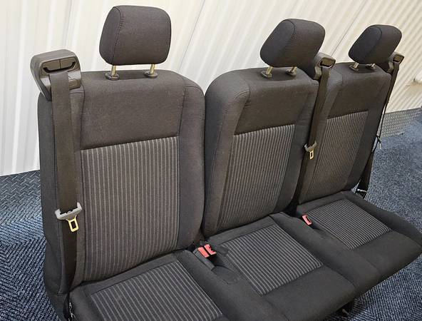 Sedačky — Dodge, dovoz USA — foto 1