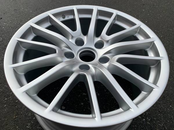 Turbo — Porsche, dovoz Kanada — foto 2 z 5