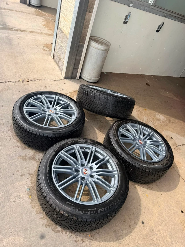 Turbo — Porsche Cayenne, dovoz Kanada — foto 2 z 5