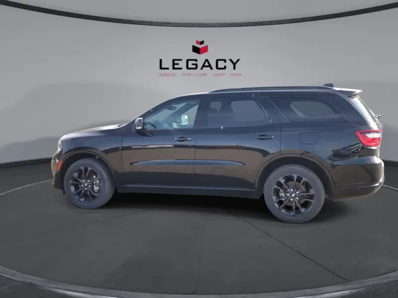 2026 Dodge Durango GT Plus, černá, dovoz Kanada — foto 5 z 12