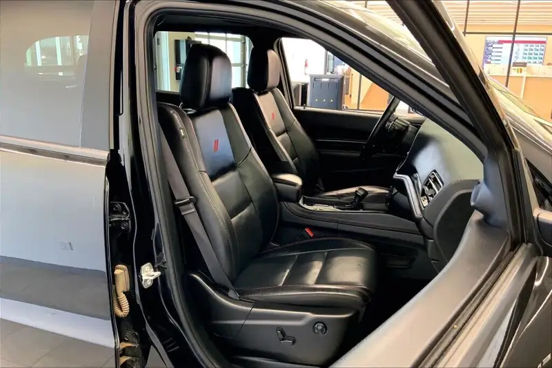 2025 Dodge Durango, černá, 75 615 km, dovoz Kanada — foto 7 z 12