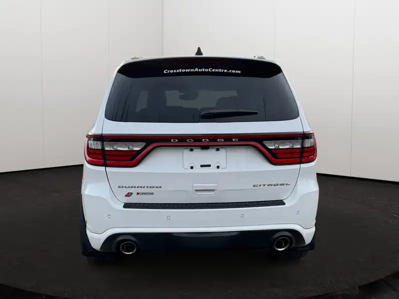 2024 Dodge Durango Citadel | Remote Start | Navigation, bílá, 14 475 km, dovoz Kanada — foto 4 z 12