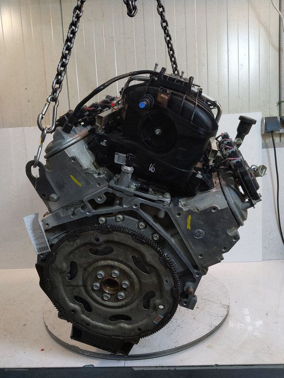 Cadillac Escalade Engine, Skladem v EU — foto 1