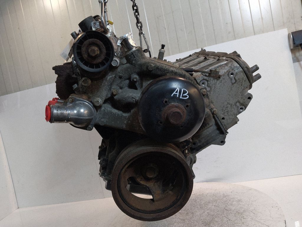 Cadillac Escalade Engine, Skladem v EU — foto 1
