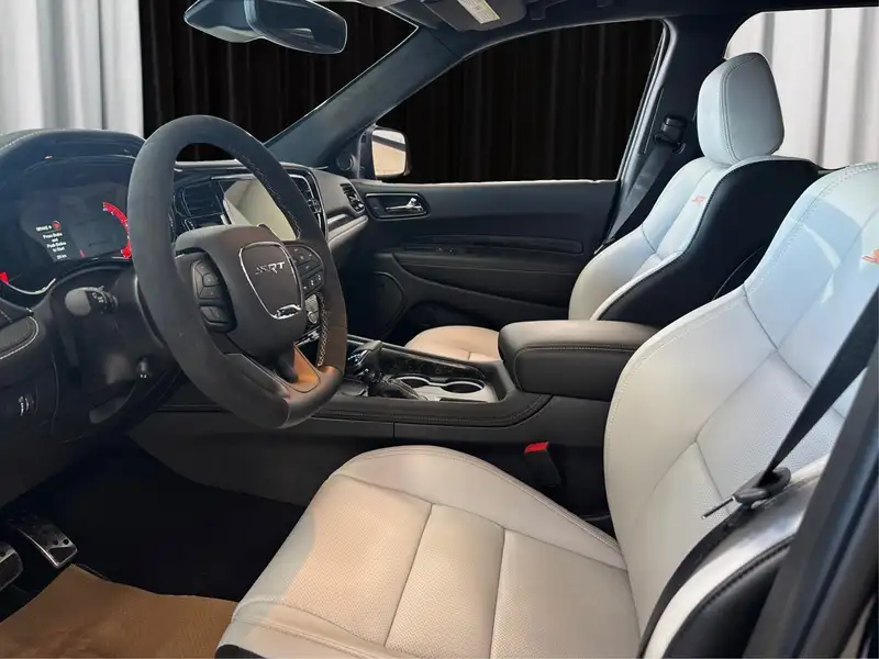 2025 Dodge Durango SRT Hellcat Hammerhead, modrá, 20 km, dovoz Kanada — foto 9 z 12