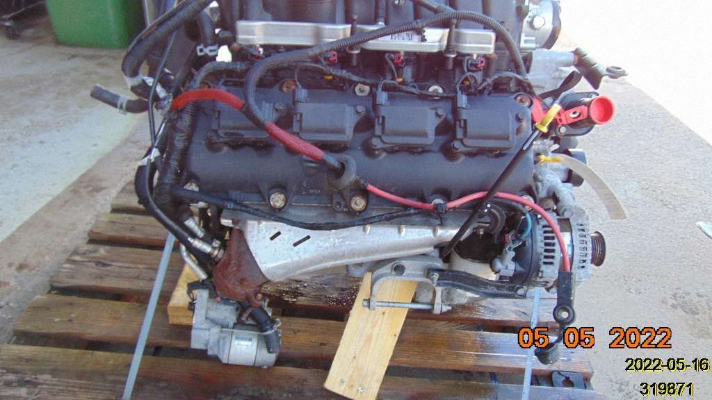 68293550AA Dodge Challenger Engine, Skladem v EU — foto 1