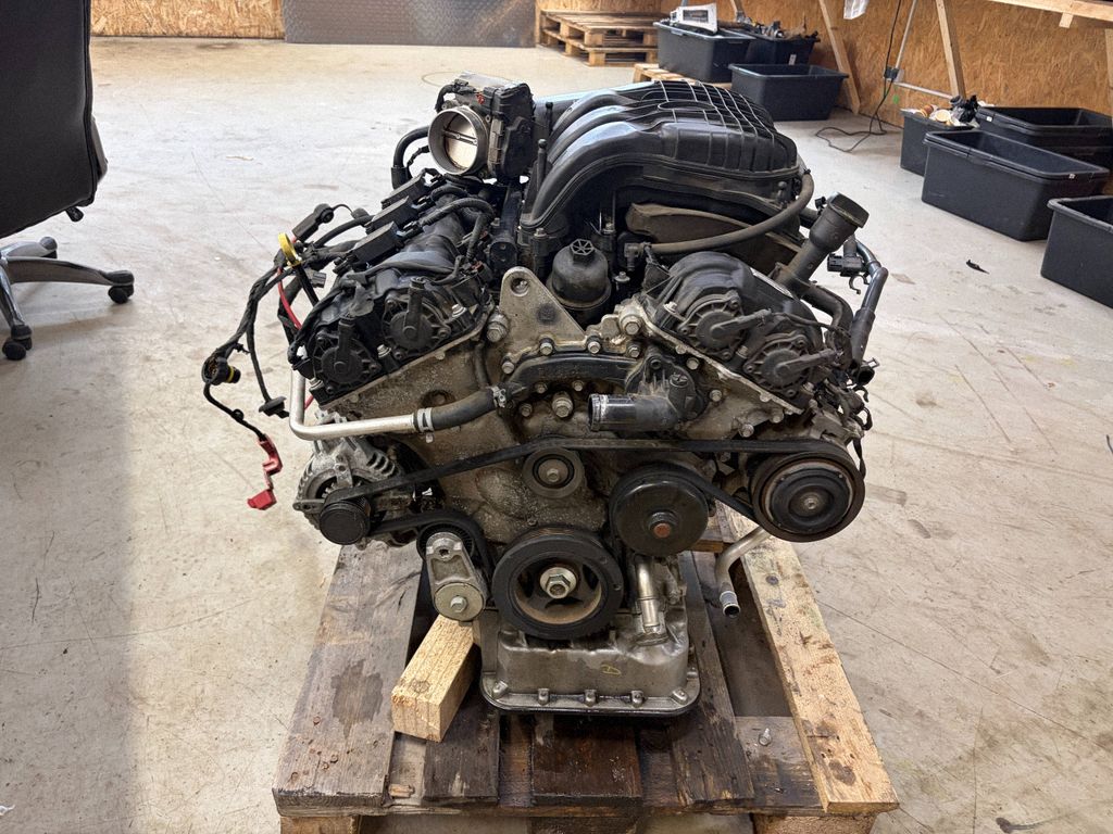 ERB Dodge Challenger Engine, Skladem v EU — foto 1