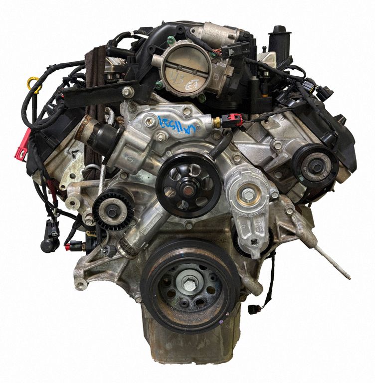 Dodge Challenger Engine, Skladem v EU — foto 1