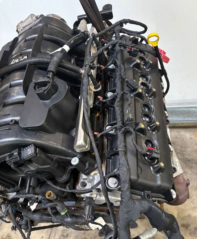 Dodge Challenger Engine, Skladem v EU — foto 5 z 7