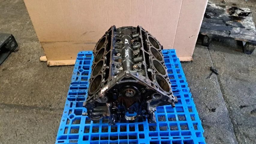 Dodge Charger Engine block, Skladem v EU — foto 1