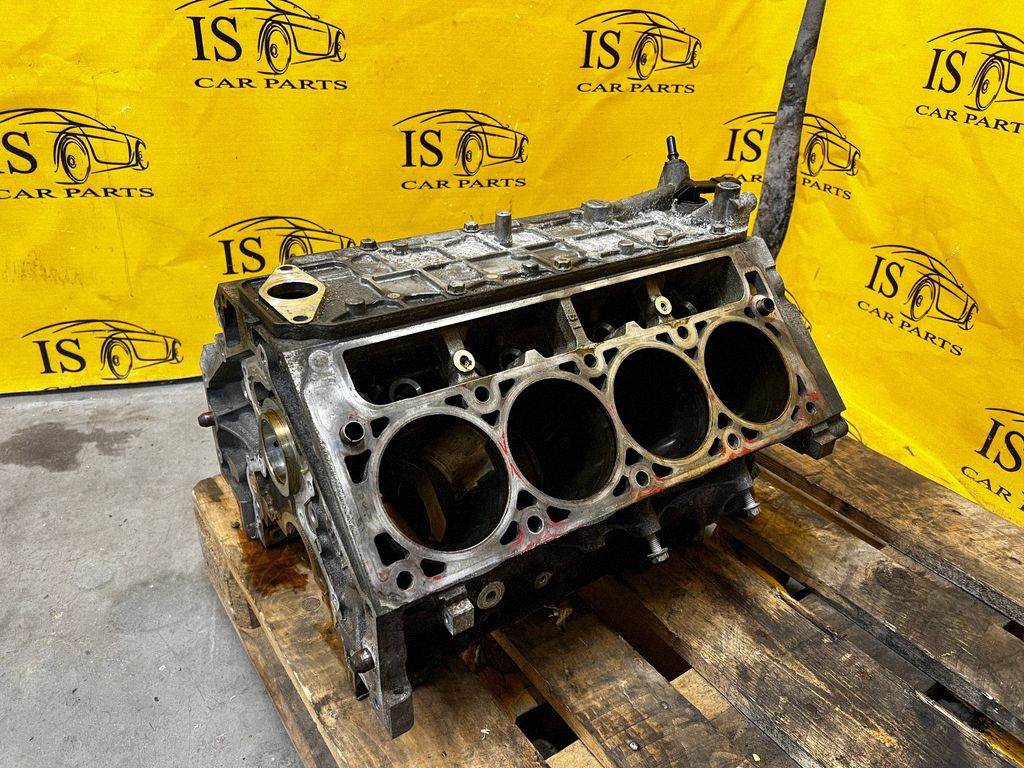 Cadillac Escalade Engine block, Skladem v EU — foto 1