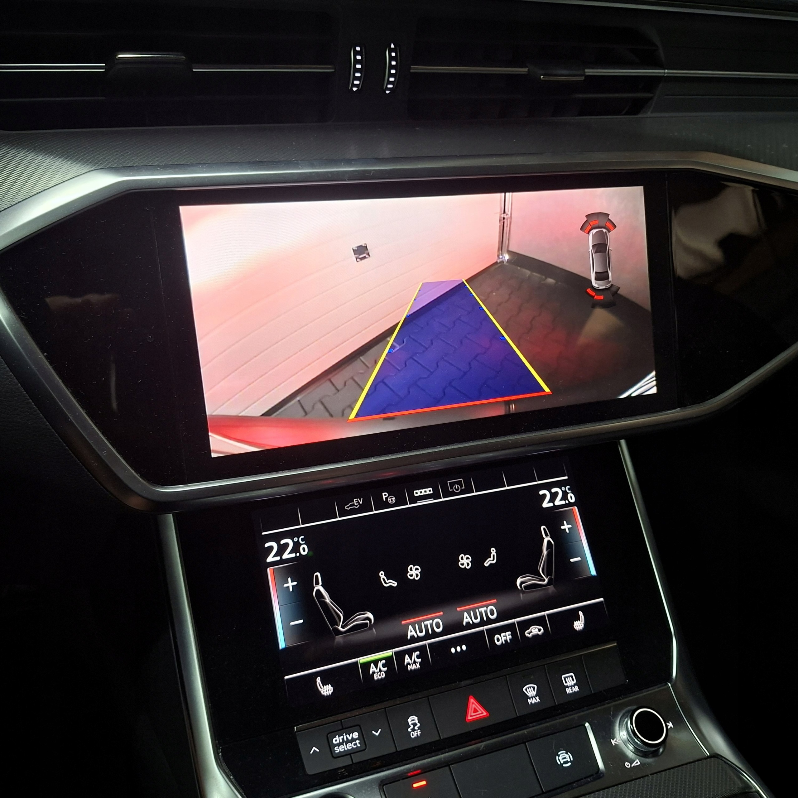 Kamera — Audi A6, Skladem v EU — foto 1