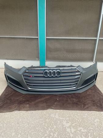 Nárazník — Audi A5, šedá, dovoz USA — foto 1