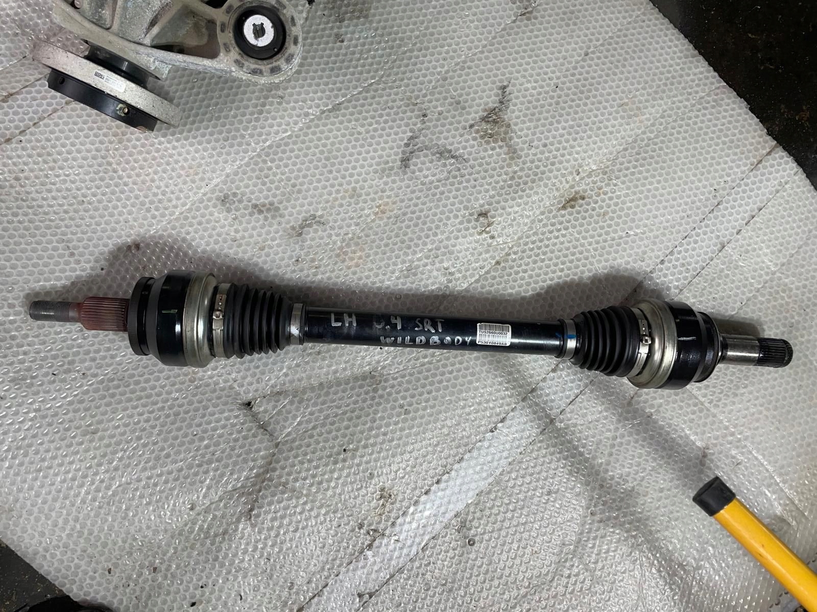 OEM komponent — Dodge 6.2, Skladem v EU — foto 1
