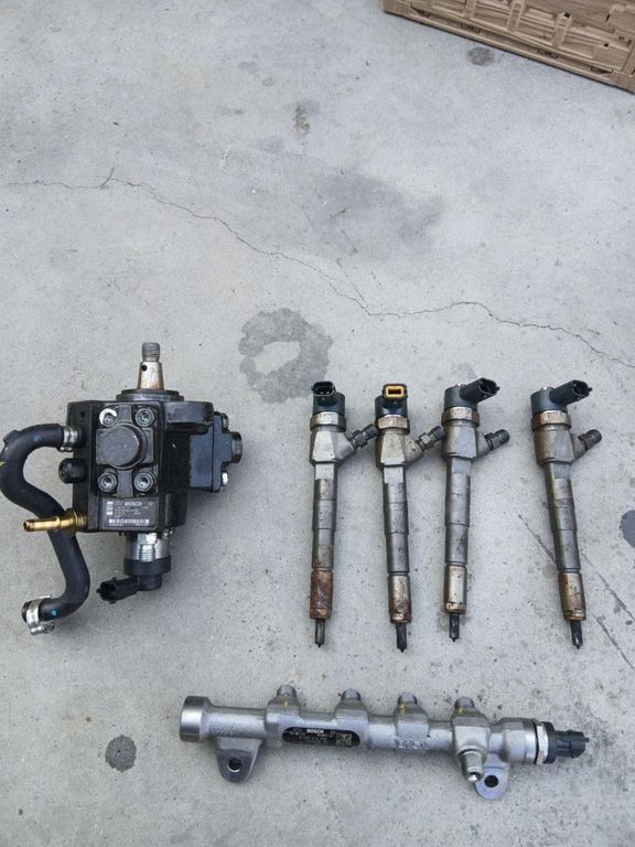 Motor 0445110419 — Opel, Skladem v EU — foto 1