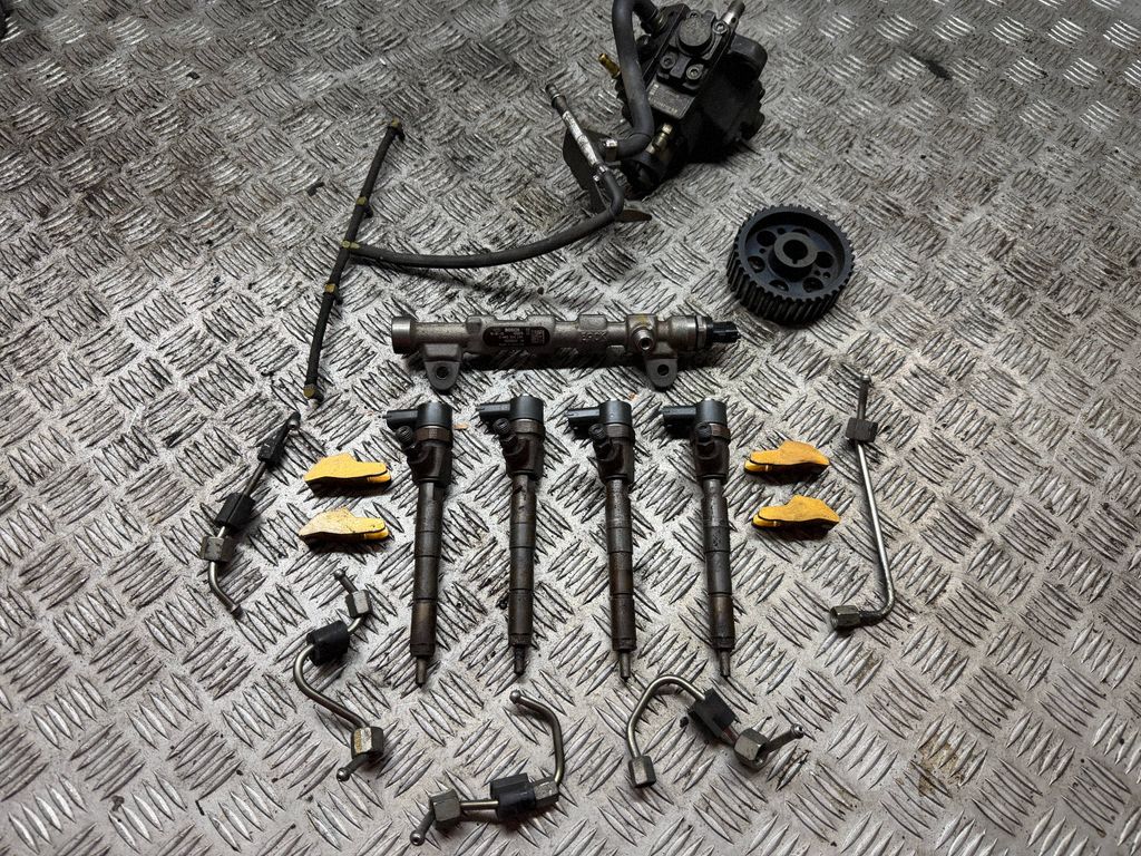Motor 0445110419 — Opel, Skladem v EU — foto 1