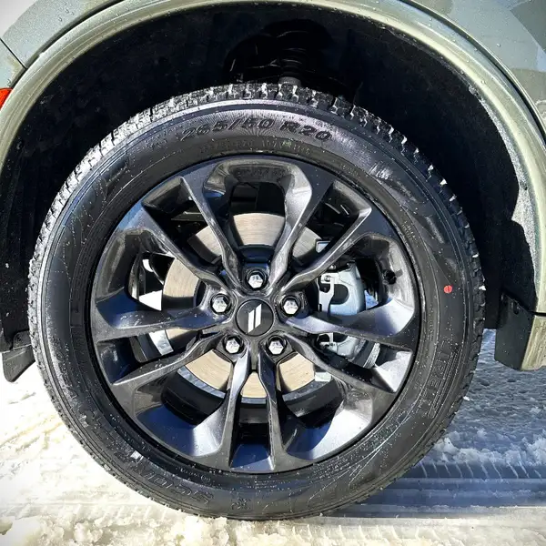 2026 Dodge Durango GT PLUS, zelená, 25 km, dovoz Kanada — foto 9 z 12