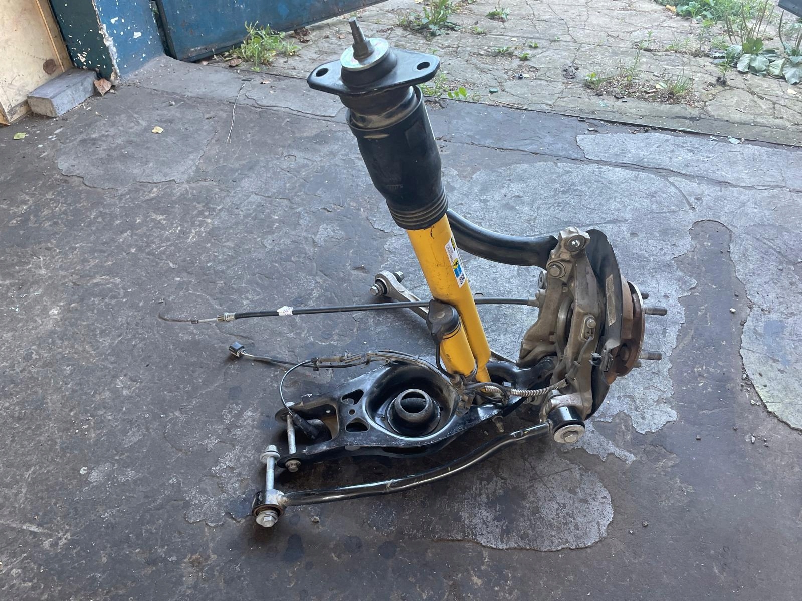 OEM komponent — Dodge 6.2, Skladem v EU — foto 1