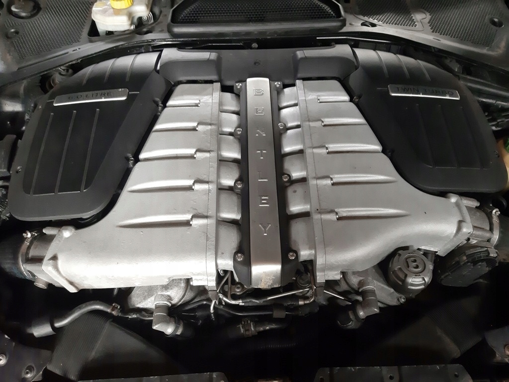 Motor — Bentley Continental 6.0 W12, Skladem v EU — foto 1