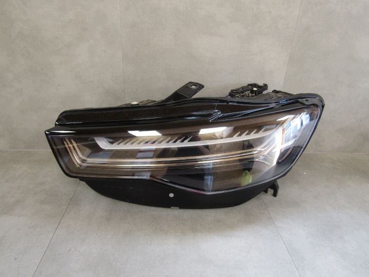 Světlomet 4G0941035B — Audi A6, Skladem v EU — foto 1