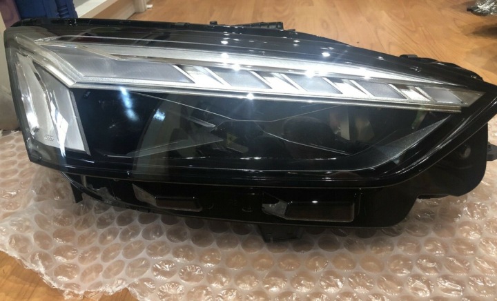 Světlomet 8W6941086A — Audi A5, Skladem v EU — foto 1