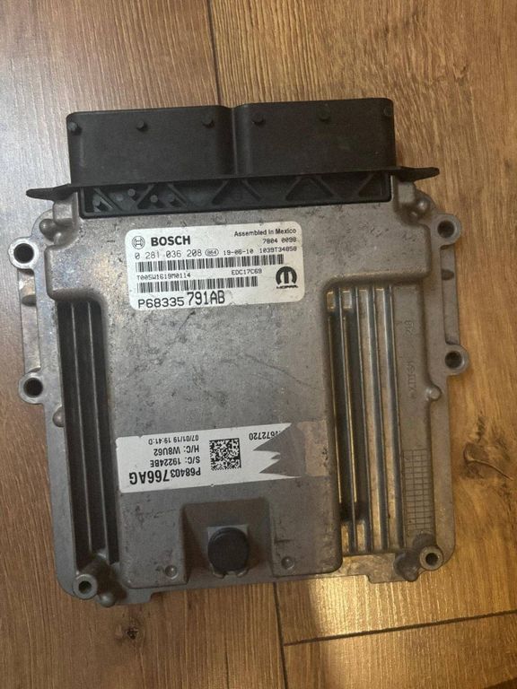 0281036208 Jeep Gladiator Engine control unit/module ECU, Skladem v EU — foto 1 0281036208 Jeep Gladiator Engine control unit/module ECU, Skladem v EU — foto 1