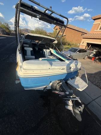 1988 Bayliner, dovoz USA — foto 5 z 9