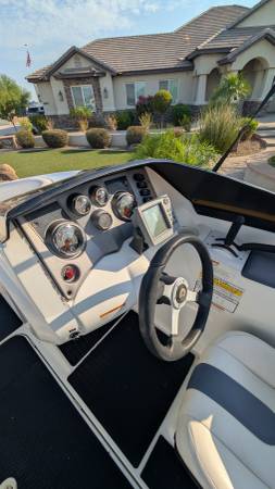 2005 Sea-Doo, dovoz USA — foto 8 z 12