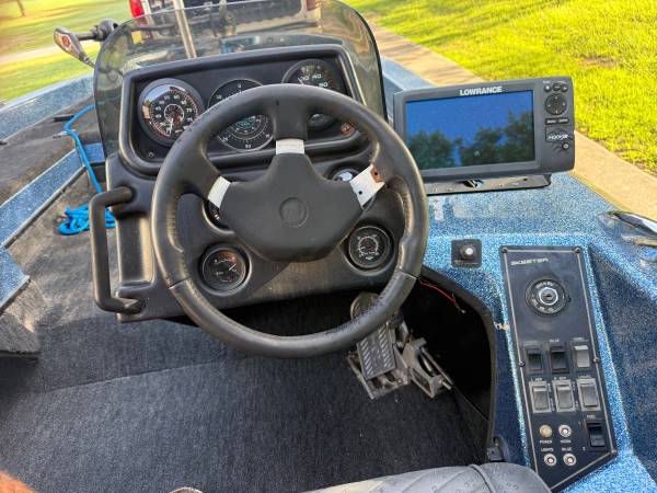 1993 Skeeter, dovoz USA — foto 7 z 12