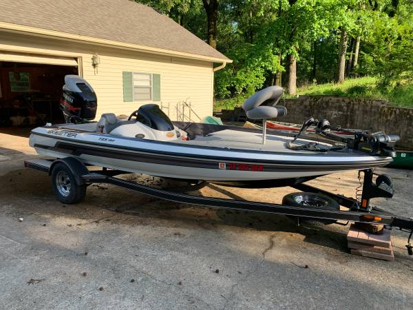 2012 Skeeter, dovoz USA — foto 3 z 12