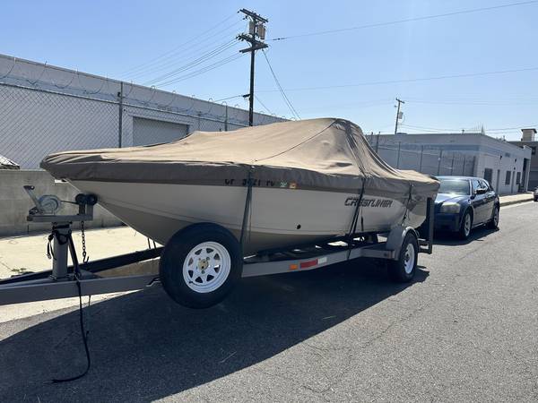 2002 Crestliner, dovoz USA — foto 11 z 12