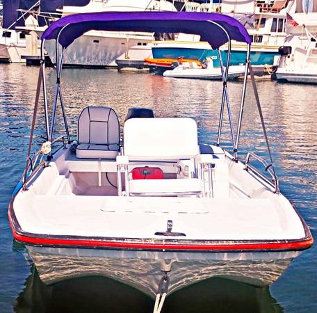 Boston Whaler, dovoz USA — foto 2 z 11