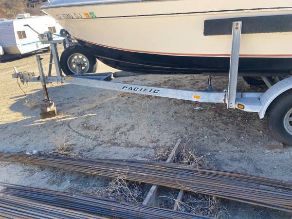 Bayliner, dovoz USA — foto 6 z 6