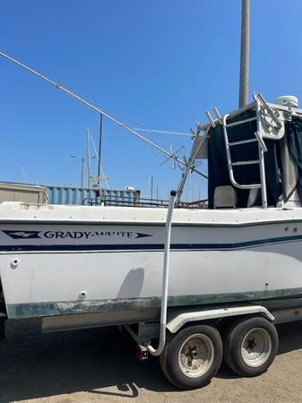 Grady-White, bílá, dovoz USA — foto 3 z 11