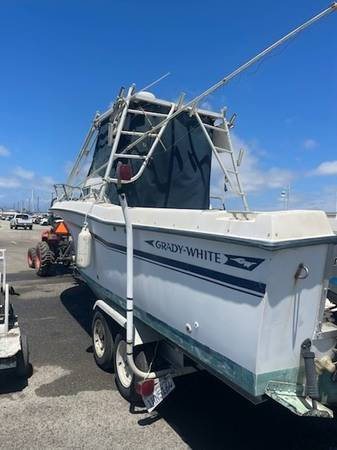 Grady-White, bílá, dovoz USA — foto 8 z 11