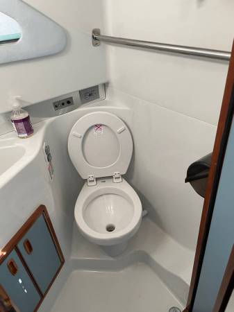 Sea Ray, dovoz USA — foto 12 z 12