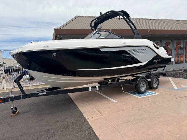 Bayliner, dovoz USA — foto 2 z 12