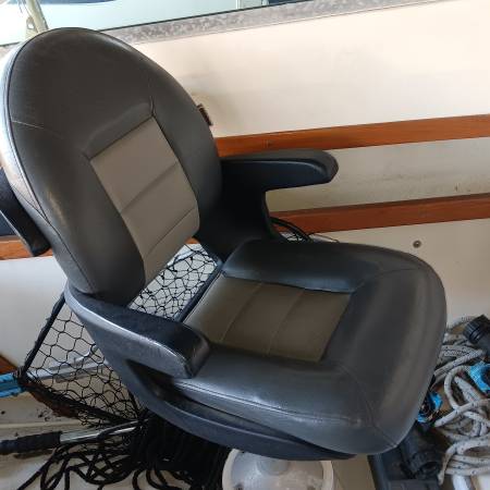 Sea Ray, dovoz USA — foto 6 z 12