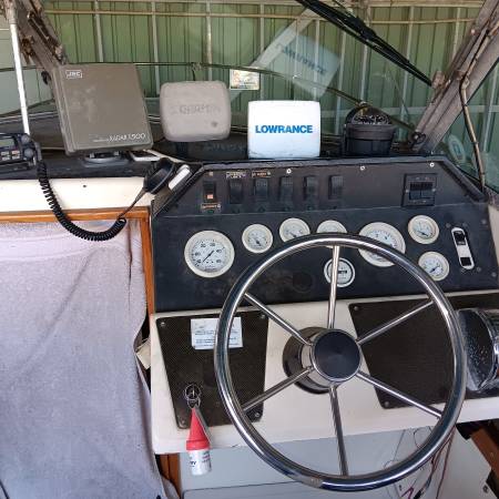 Sea Ray, dovoz USA — foto 7 z 12